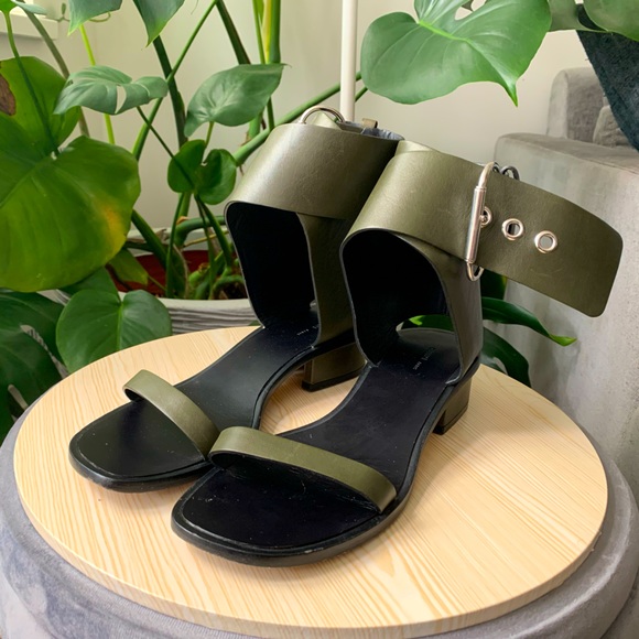 Céline Phoebe Philo Bam Bam Sandals - Olive - Picture 1 of 5